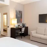 Ariha Hotel 4*