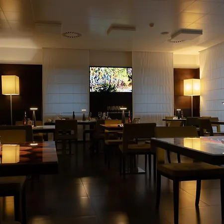 Hotel Ariha 4*