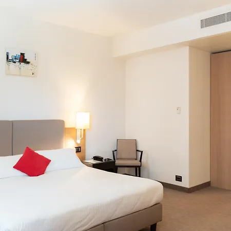 Ariha Hotel 4*
