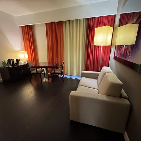 Ariha Hotel